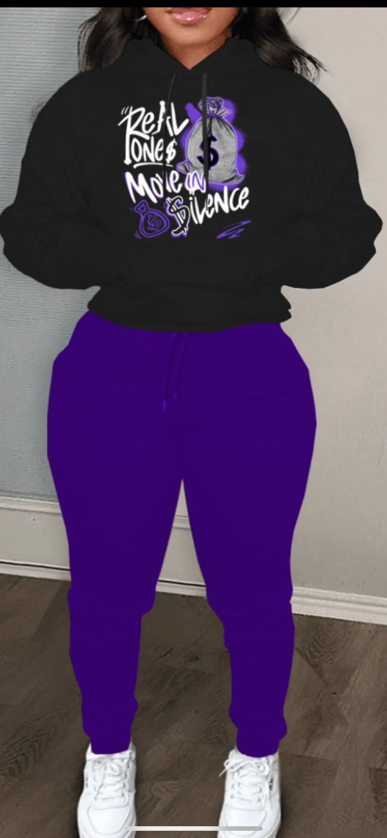 Real One’s Move In Silent Set